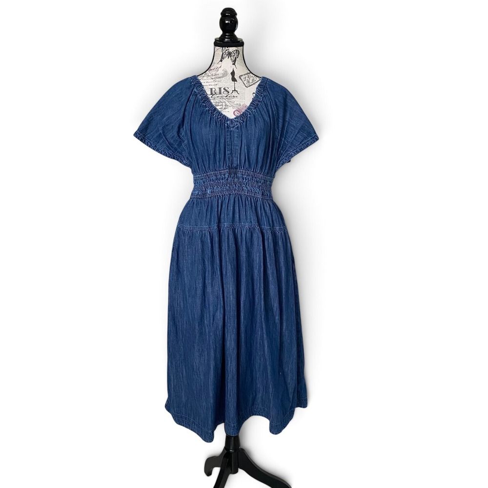 Free Assembly Denim Dress Womens S Blue Smocked Waist Midi V-Neck Cowgirl